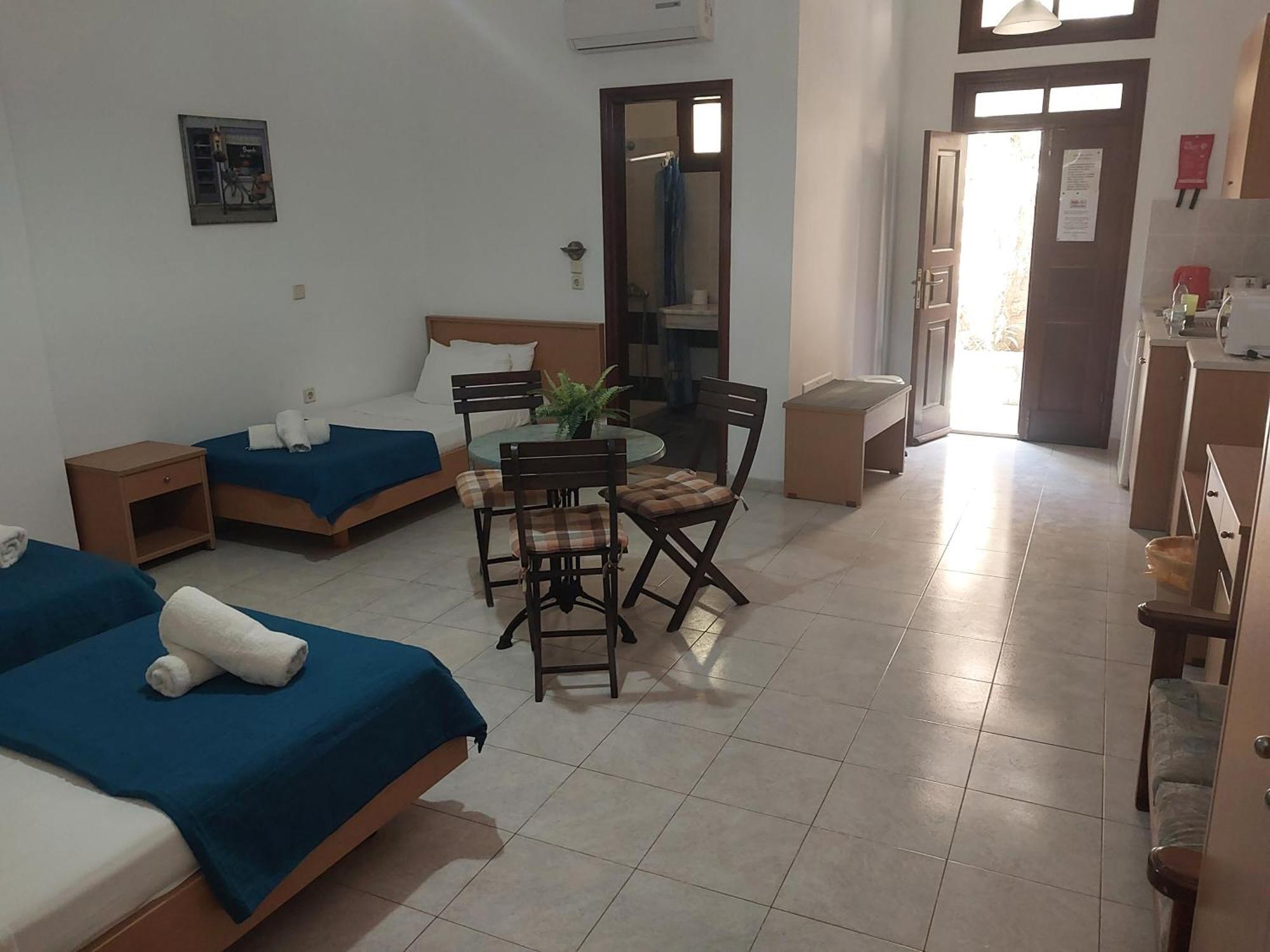 Philippos Studios & Apt Lindos  Room photo